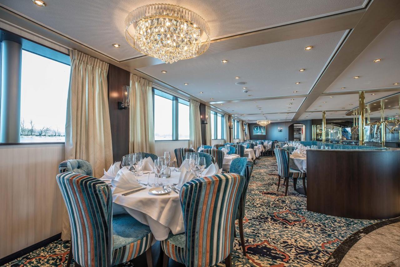 Viva Riverside 4 Koeln Exterior foto