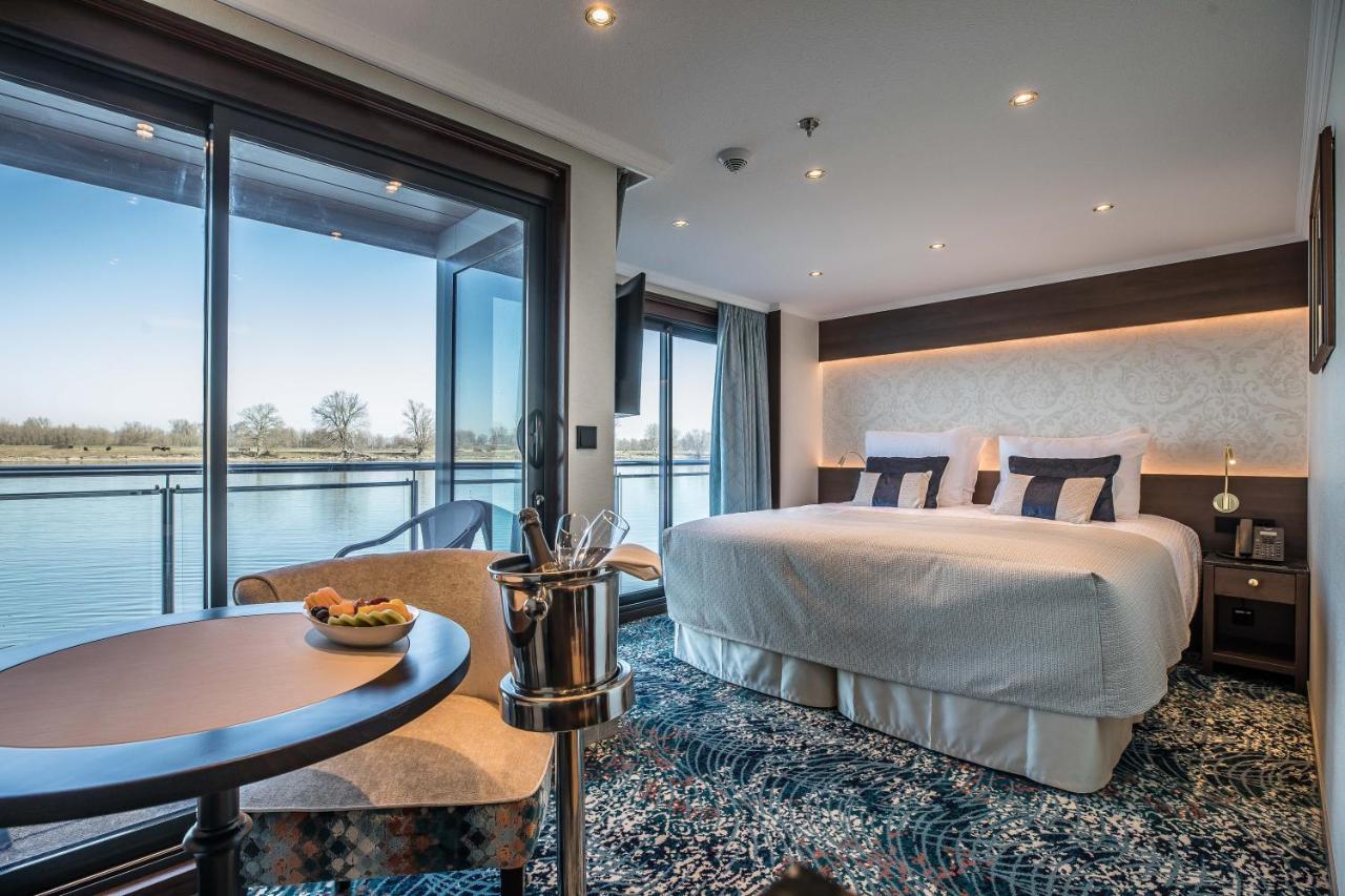 Viva Riverside 4 Koeln Exterior foto